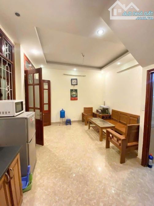 BÁN NHÀ HAI BÀ TRƯNG, DT 40M x 5 TẦNG, NHỈNH 7 TỶ, VỊ TRÍ SIÊU ĐẸP