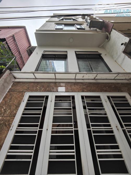 GỐC ĐỀ - HAI BÀ TRƯNG : 37M x 5 TẦNG, NGÕ BA GÁC, GIÁ CHÀO 8,9 TỶ
