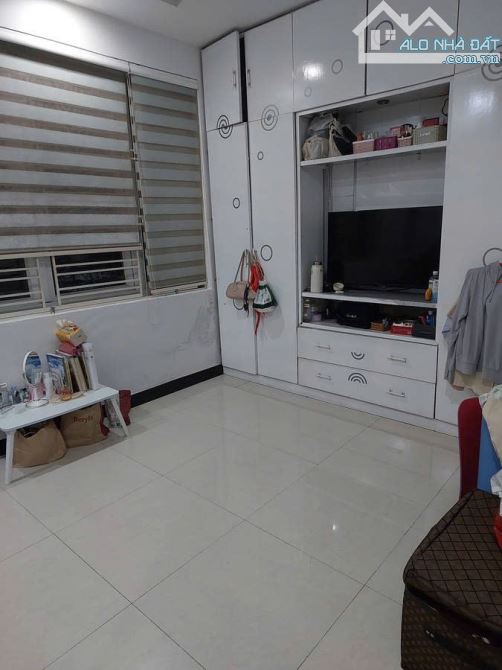 CẦN BÁN SIÊU PHẨM 2 MẶT KIỆT 3 TẦNG TIỂU LA,HẢI CHÂU CÁCH ĐƯỜNG CHÍNH 15M