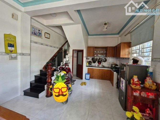 📌🔥🏠 CBG HXH NHÀ 3 TẦNG 40m2 NHỈNH 4TỶ  Đ.LÃ XUÂN OAI – LONG TRƯỜNG, Q9