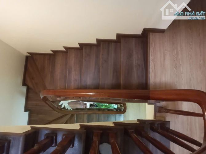 CHỈ HƠN 7 TỶ CÓ NGAY NHÀ Ô TÔ ĐỖ CỬA, Ở LUÔN, NGÕ THOÁNG, ĐẦY ĐỦ TIỆN ÍCH DT 35M2