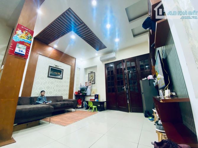 Nhà đẹp Phúc Diễn - Bắc Từ Liêm oto qua 55m2 chỉ nhỉnh 9 tỷ