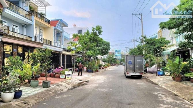 HÓC MÔN – CHỦ KẸT BÁN GẤP NHÀ 2 TẦNG GẦN CHỢ ĐẠI HẢI  – SHR – CHỈ 790 TRIỆU
