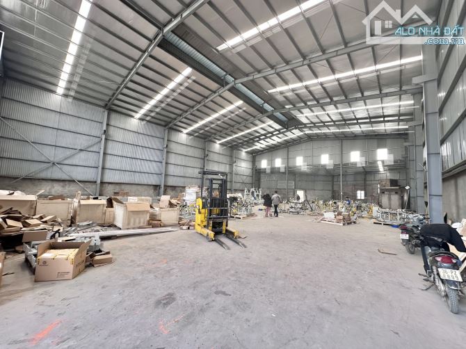 1000m kho xưởng CCN Ngọc Sơn – Chúc Sơn cần cho thuê, container lùi cửa, giá 60tr/th