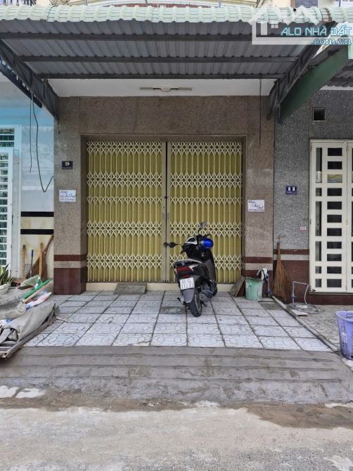 Cho thuê nhà 1 trệt 1 lầu, khu dân cư an khánh, giá 6 triệu