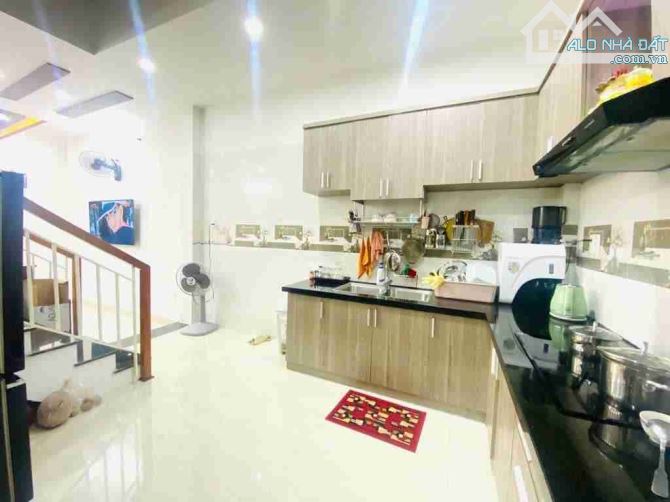 🌾🌾🌾HẢI CHÂU – NHÀ ĐẸP 2 TẦNG – KHU DÂN TRÍ CAO – GIÁ CHỈ 6.5 TỶ