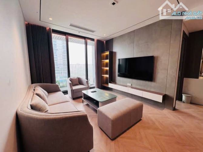 Bán căn hộ chung cư N03T2 Ngoại Giao Đoàn – DT 114m2 – tầng cao – Full nội thất đẹp.