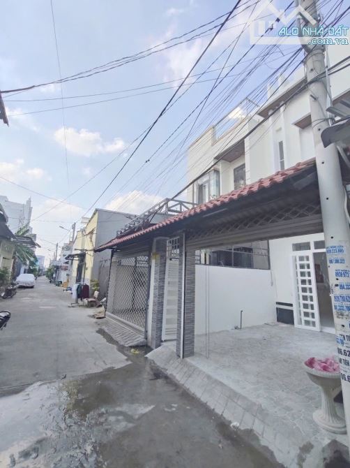 Bán nhà trệt lầu trục chính hẻm 388 Nguyễn Văn Cừ
