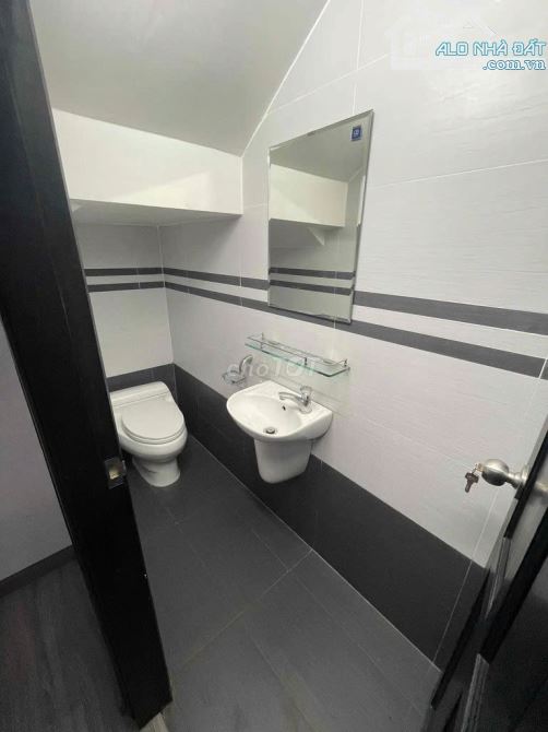 CHO THUÊ MẶT BẰNG ĐƯỜNG SỐ 1 KDC CITYLAND P7 GÒ VẤP 100M2. GIÁ 18 TRIỆU