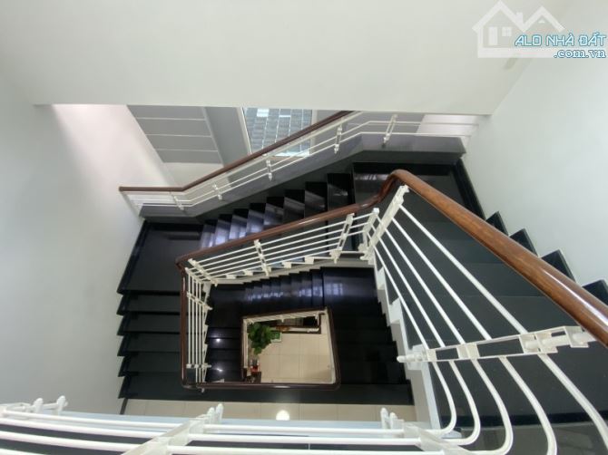 Mặt Tiền Lương Đình Của An Phú Thủ Đức 10x28 GIá 67 TỶ
