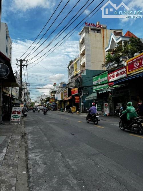 Nhà mặt tiền Tân Phú 72m², đang cho thuê giá cao – kinh doanh sầm uất – giá chỉ 9 tỷ TL