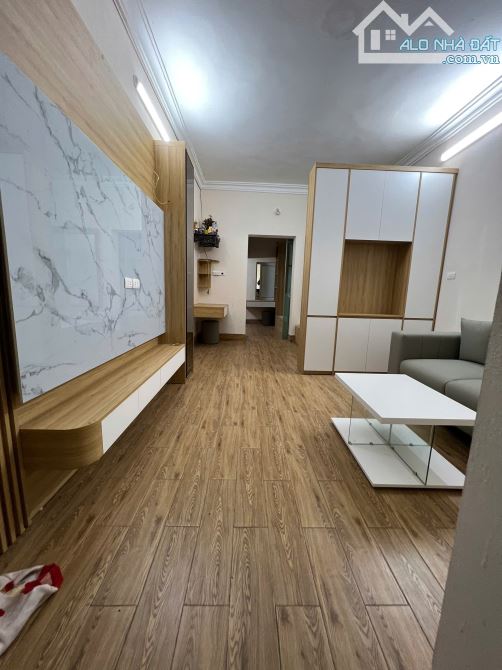 tôi cần bán căn hộ 203 tập thể Dệt Kim Đông Xuân - Thọ Lão, Quận HAi Bà Trưng
