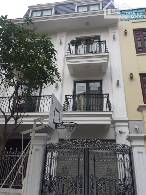 Cho thuê biệt thự An Khang Dương Nội Hà Đông, DT 200m x 4T, mt 10m nhà mới hoàn thiện đẹp