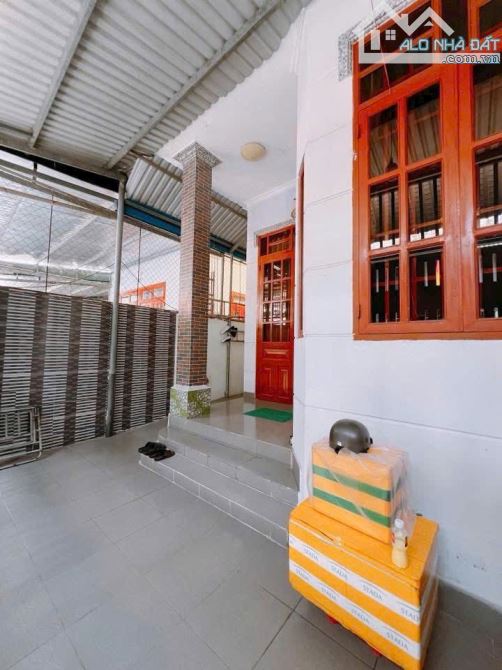 Bán nhà mái thái gần trường Tiểu Học TÂN PHONG 2 TP.Biên Hoà
