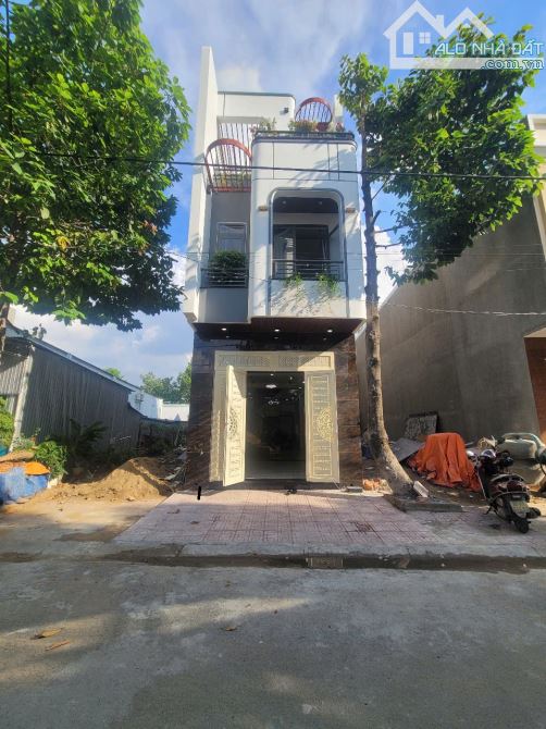 Bán nhà mới 1T2L 4x20m, KDC đường Phạm Văn Diêu p.Tân Hạnh, full nội thất