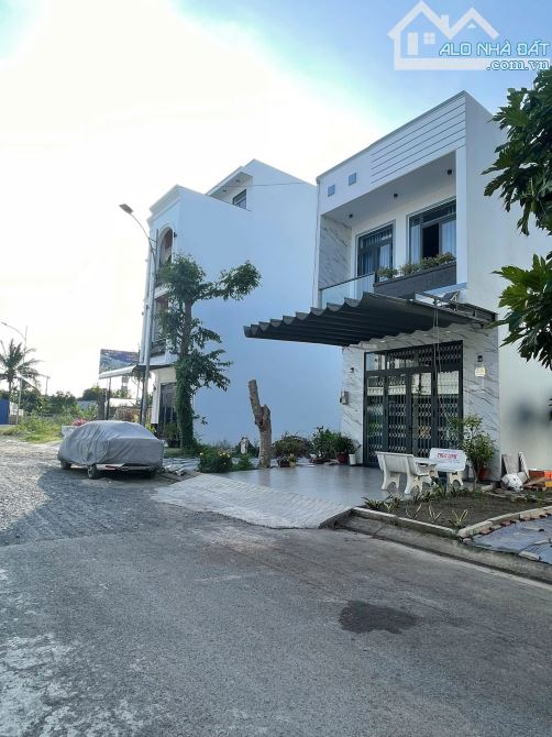 Bán lô đất thổ cư đường D33 Cái Răng Cần Thơ 80m2 giá 2,79 tỷ thương lượng