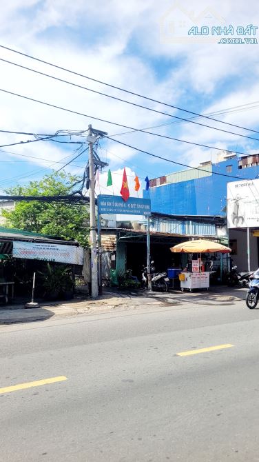 SIÊU RẺ  ,NHÀ GÁC LỬNG HẺM ÔTÔ THÔNG THOÁNG GẦN NGÃ TƯ NGUYỄN ẢNH THỦ - NGUYỄN THỊ BÚP.