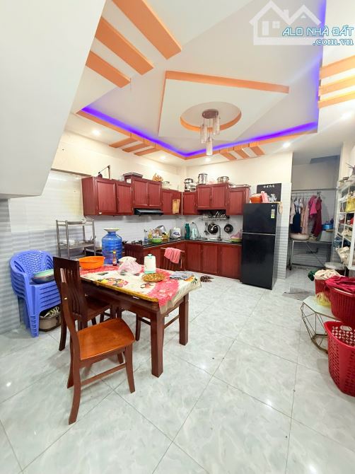 HẺM 6M THÔNG NHÀ 3 TẦNG MỚI ĐẸP - HƯƠNG LỘ 2 - GIÁP TÂN PHÚ - 50M2 - SỔ ĐẸP HOÀN CÔNG ĐỦ