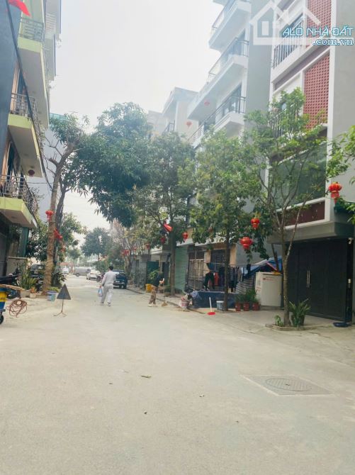 🏠 BÁN NHÀ DỊCH VỤ 6 TẦNG – YÊN NGHĨA, HÀ ĐÔNG – VỊ TRÍ ĐẮC ĐỊA, KINH DOANH HIỆU QUẢ