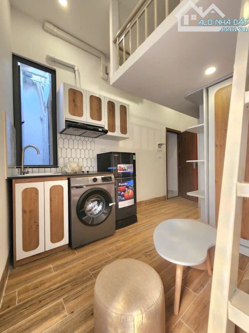 Cần bán tòa chung cư mini Hoa Bằng - Cầu giấy - 6 tầng - 15 căn cho thuê