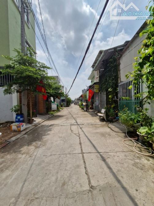Nhà đẹp( 57m2) 4m x 14m phường Tân Phú Nhỉnh 5tỷ