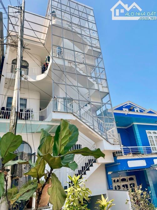 Chính Chủ Ngộp Gửi Bán Gấp 8 Căn Hộ Cho Thuê Nguồn Thu Đều Đặn 25tr/tháng Cách ĐHĐL 500m