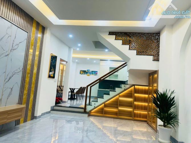 BÁN NHÀ 1 TRỆT 2 LẦU MỚI ĐẸP HẺM Ô TÔ TRƯƠNG CÔNG ĐỊNH - PHƯỜNG 7