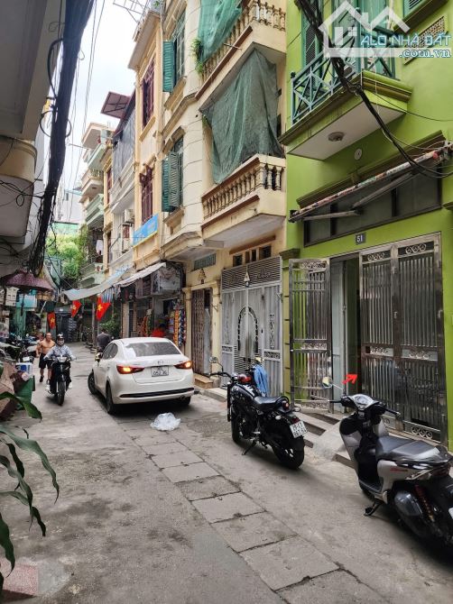 Hàng Hiếm - Tài chính 9 tỏi - Ô tô Kinh doanh - Khu BÁCH KINH XÂY - Nhà đẹp - Ko QH.