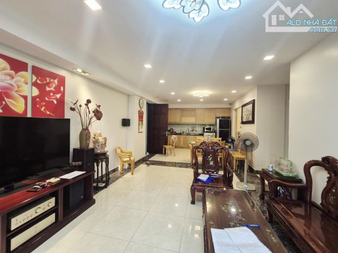 Bán chung cư Bộ công an 79 Thanh Đàm - Tầng cao - View đẹp -  87m2 - 3.79 tỷ