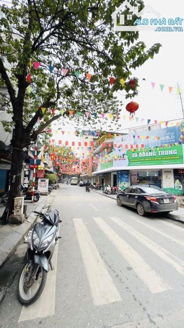 BÁN NHÀ MẶT ĐƯỜNG GIẢI PHÓNG - HOÀNG MAI 80m cấp 4 MẶT T ỀN 4.3m GIÁ 24 TỶ