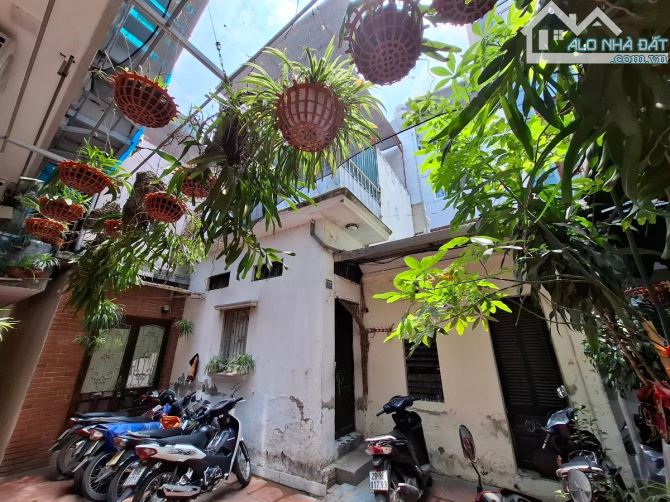 BÁN NHÀ 2 TẦNG – NGÕ 72 TÔN THẤT TÙNG, ĐỐNG ĐA – MẶT TIỀN RỘNG 7.5M – GIÁ 7,4 TỶ.