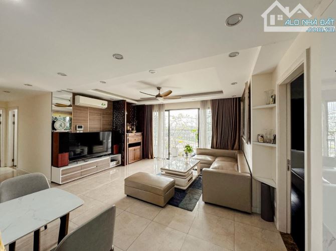 Căn  Tòa C3 - Tháp D Capitale 119 Trần Duy Hưng 106m2- 3PN 2WC: 12.5 tỷ full Nội Thất xịn