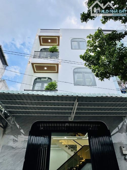 VỀ QUÊ Ở CẦN BÁN NHÀ ĐƯỜNG TRẦN TUẤN KHẢI, PHƯỜNG 5, QUẬN 5 - GIÁ:4TỶ940/68,8M2. SỔ CHUẨN.