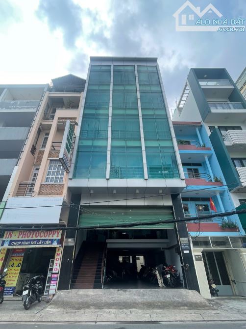 Cho thuê tòa nhà 120 Nguyễn Văn Thương, Bình Thạnh. Trệt, 5 lầu, thang máy, PCCC chỉ 120tr