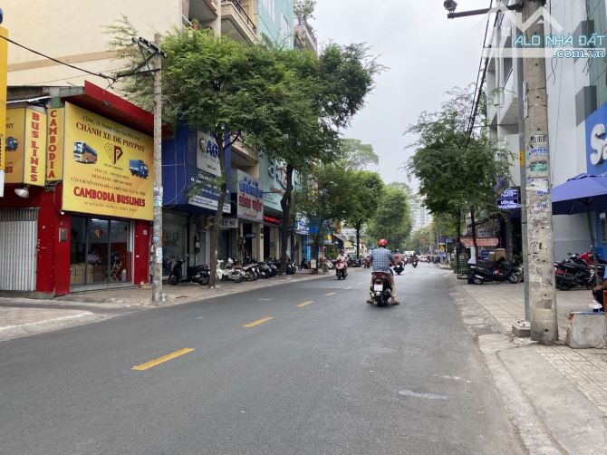 Bán nhà Mt Nguyễn Tiểu La-Vị trí kinh doanh. Giá 13,5 tỷ