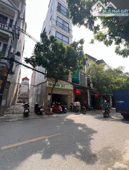 18.5 Tỷ/ 100/108 M2 mặt Phố Hoa Lâm Long Biên