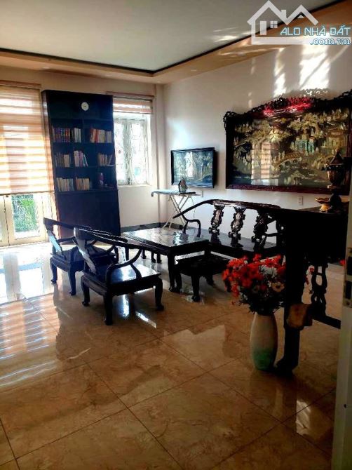 Bán nhà mặt tiền Phố Tây Thạnh Tân Phú, Đường 12m có lề, 5x20m, 4 tầng, 13 tỷ hơn