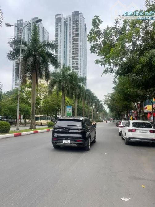 BÁN NHÀ C4 VĂN QUÁN, 45M MT4.3M LÔ GÓC 7 TỶ