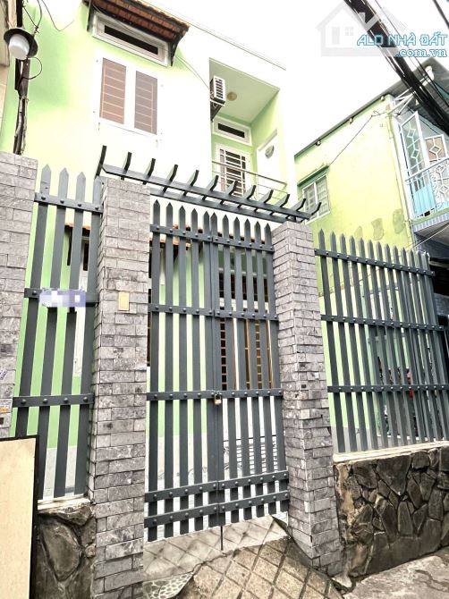 HẺM 1 XẸT NGUYỄN DU P1, GV, GẦN NGUYỄN VĂN NGHI, CHỢ GÒ VẤP