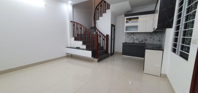 Bán nhà Cự Khối- Long Biên gần hồ- 3 mặt thoáng