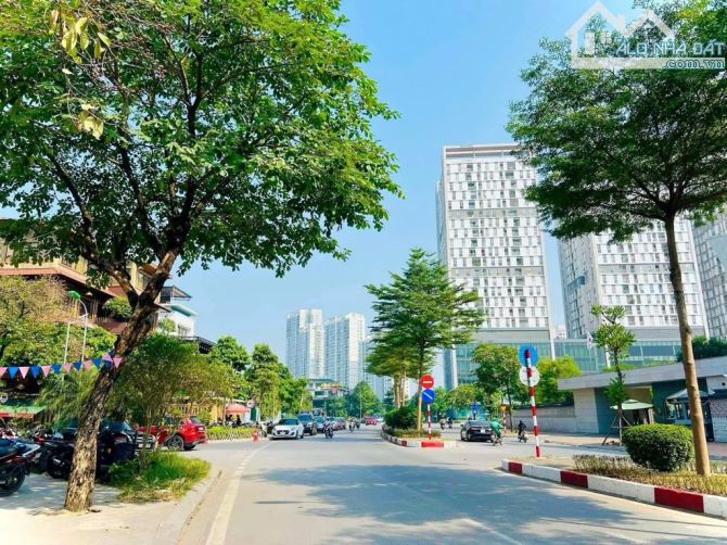 Bán nhà ngõ 205 Xuân Đỉnh gần Đại sứ quán Hàn, 34m2 xây 6 tầng thang máy, mới tinh 7,x tỷ