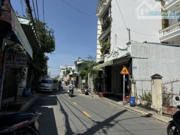 MẶT TIỀN KINH DOANH NGAY CHỢ HIỆP THÀNH QUẬN 12 - 3 TẦNG, 130M2, NGANG GẦN 5M, PHÙ HỢP LÀM