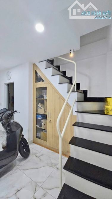 🏡 NHÀ KHU VIP HẺM XE HƠI – SÁT MẶT TIỀN PHAN ĐĂNG LƯU, P. 5 - GIÁ 3.73 TỶ