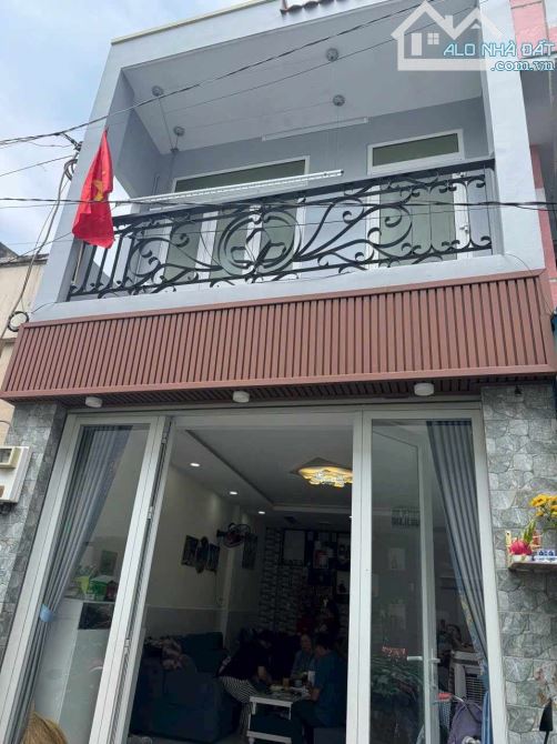 Bán nhà 2 tầng HXH 50m2  giá rẻ Trần thị năm quận 12 nhỉnh 4 tỷ