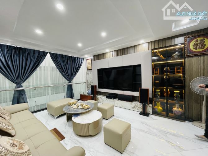 Bán Nhà Cổ Nhuế - Trần Cung - Dân Xây - Lô Góc - Vài Bước Mặt Phố - 55m2 - 9Tỷ 5