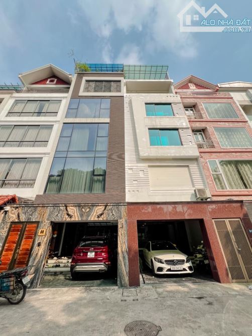 Bán Nhà Lạc Long Quân Tây Hồ-Phân Lô Oto Tránh View Hồ-83m 6 Tầng Mt 5,5m Giá 33,9 Tỷ