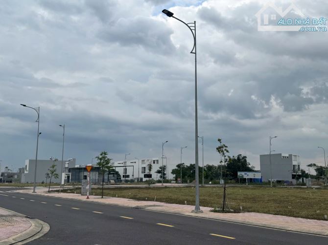 Bán gấp 4 nền đất liền kề Dự Án khu Đô Thị DTA, xã Phước An, nhơn Trạch, Đồng Nai