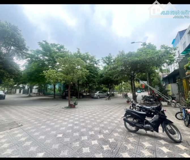 Cần bán nhà Khu đô thị Geleximco - Lê Trọng Tấn