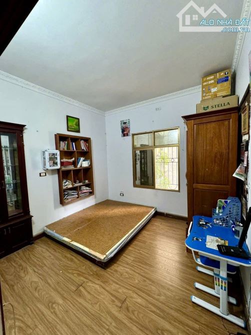 Bán CHTT Đường Sắt Hà Thái, Phạm Văn Đồng, Cổ Nhuế, Bắc Từ Liêm. 147m2. Giá : 4,5 Tỷ