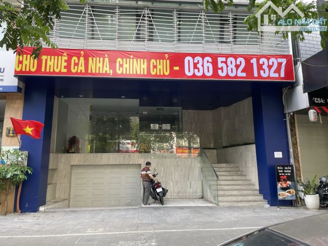 HOT - CHÍNH CHỦ cho thuê TÒA NHÀ SỐ 8 MẶT PHỐ KHÚC THỪA DỤ. 150m2, 7 TẦNG + 1 HẦM.